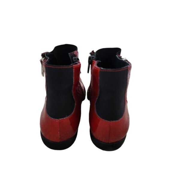 Un Tour En Ville Red Patent Leather Booties - Picture 6 of 13